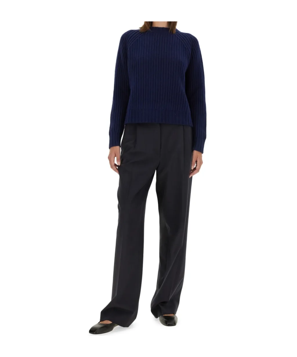 Relaxed Fit Pants
