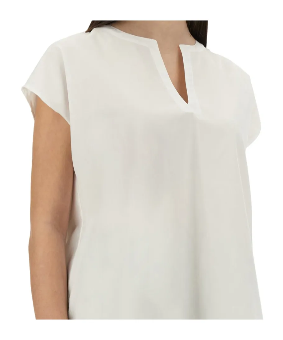 Short-Sleeved Shirt