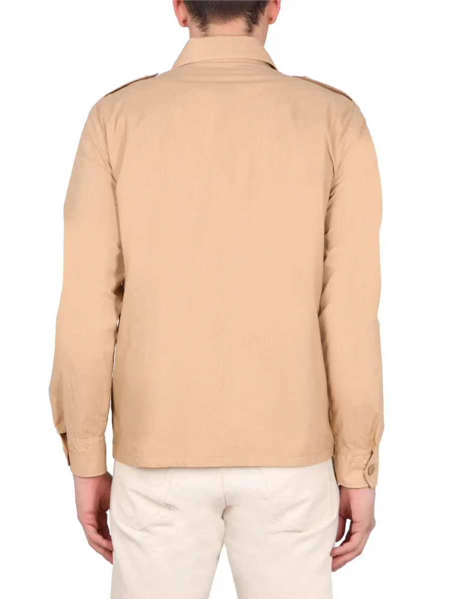 Pointed-Collared Buttoned Shirt