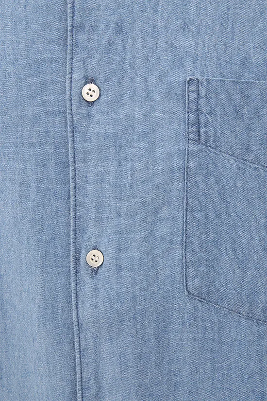 Chest-Pocketed Buttoned Denim Shirt