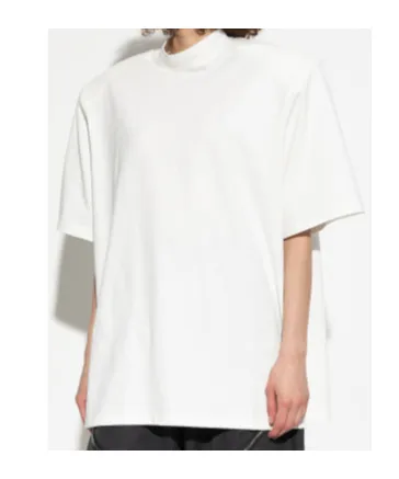 Short-Sleeved T-Shirt