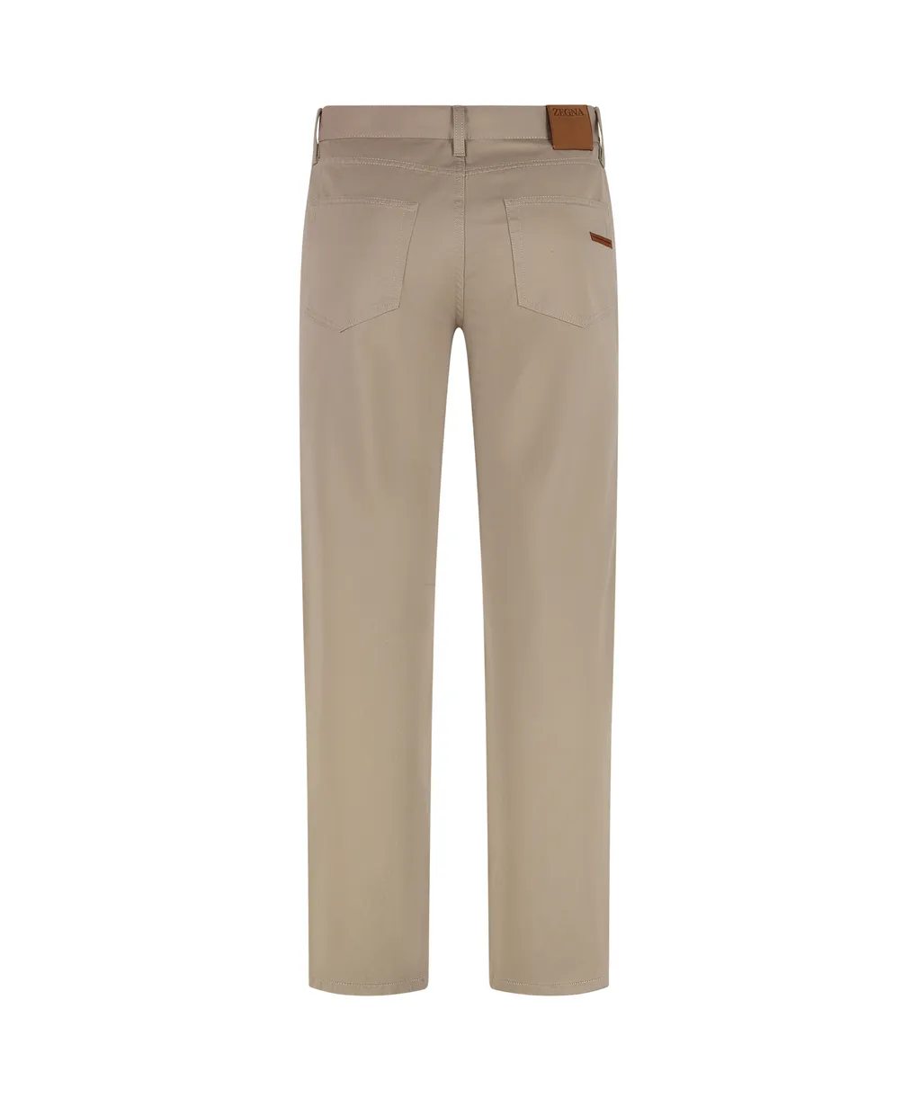 Logo Patch Straight Fit Jeans