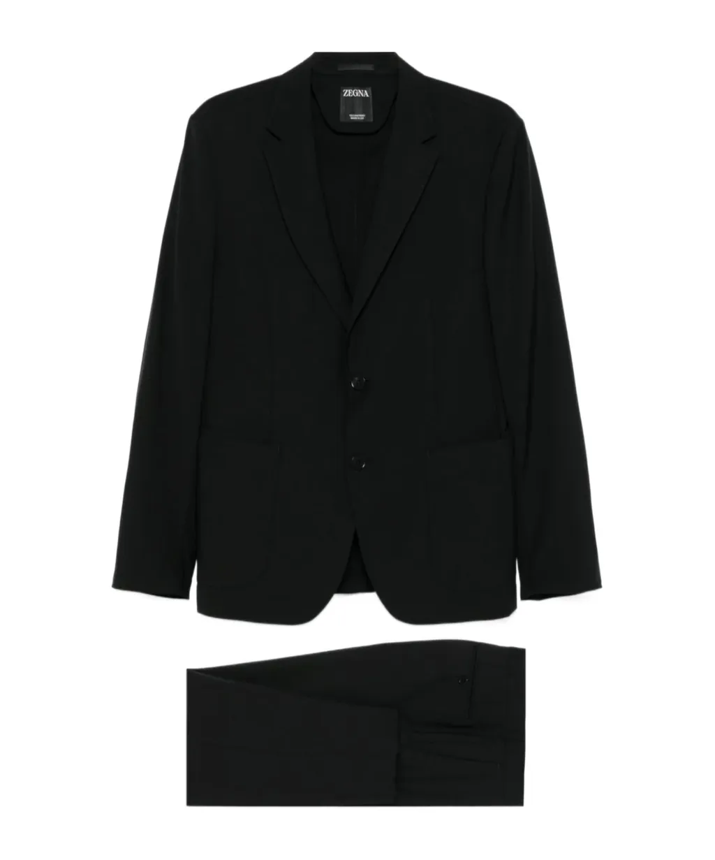 Long-Sleeved Suit