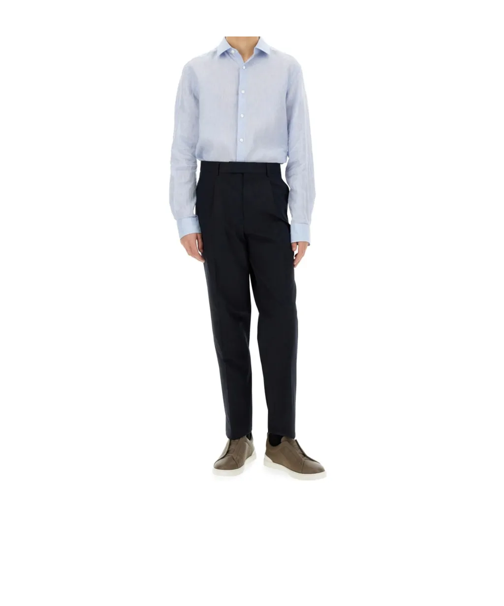 Buttoned Long-Sleeved Shirt