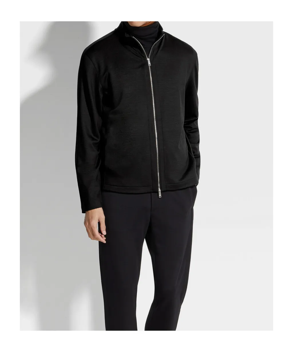 Long Sleeved Zipped Sweatshirt