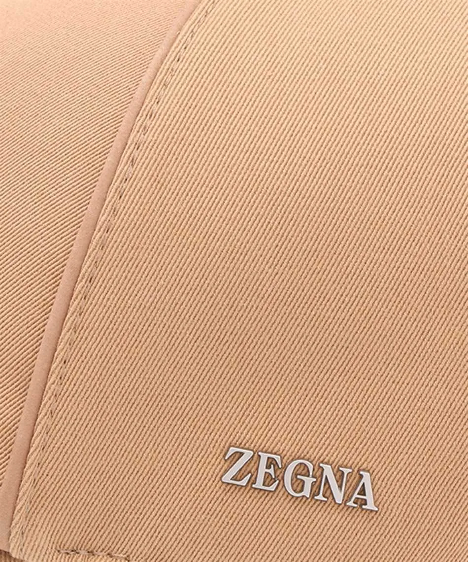 Logo Hat