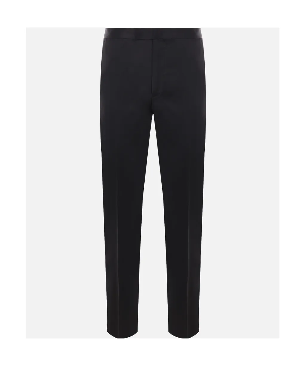Long-Sleeved Suit