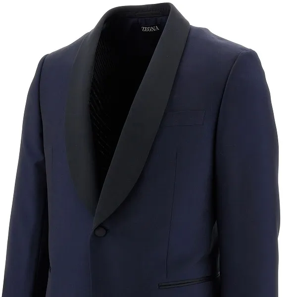 Long Sleeved Suit Jacket