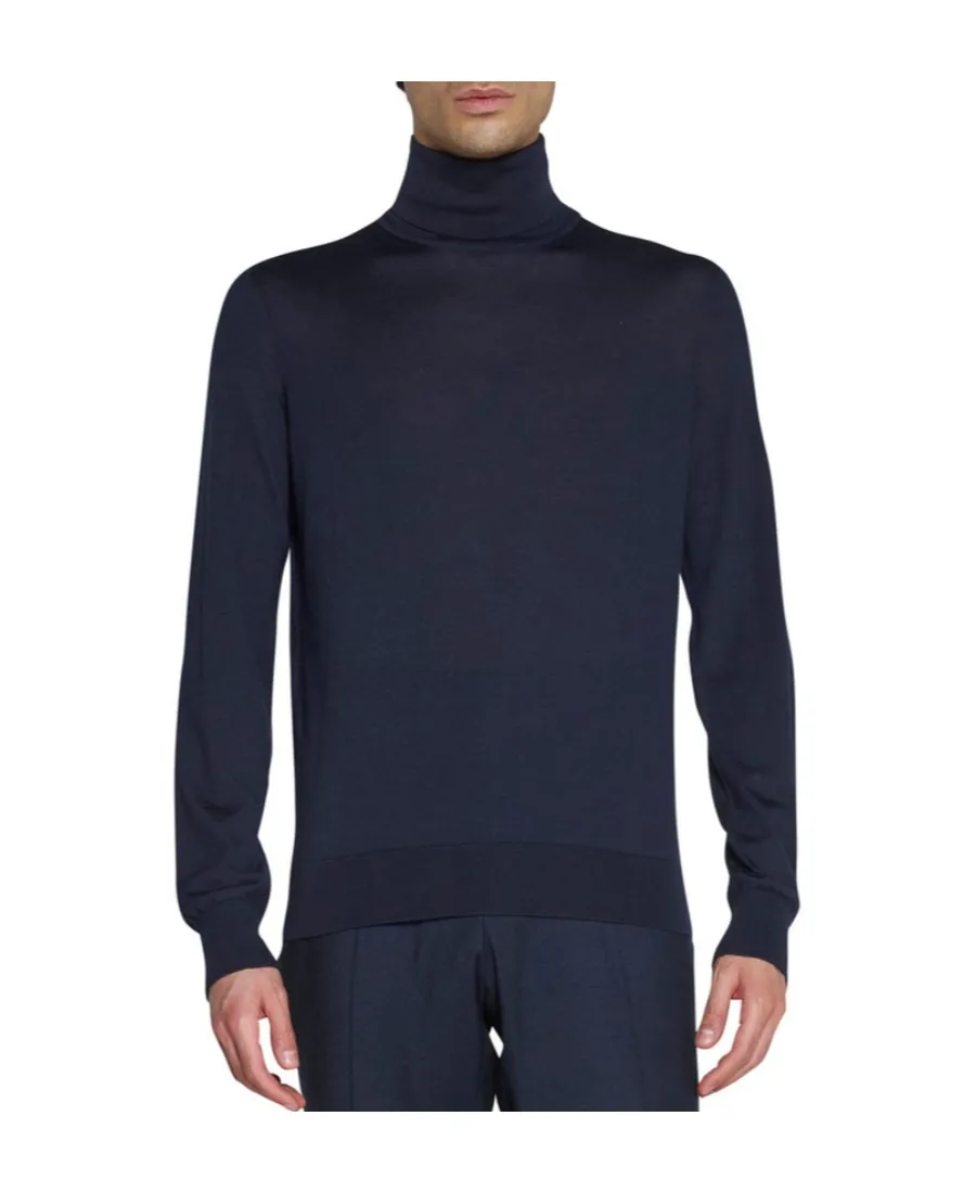 High-Neck Long-Sleeved Sweater