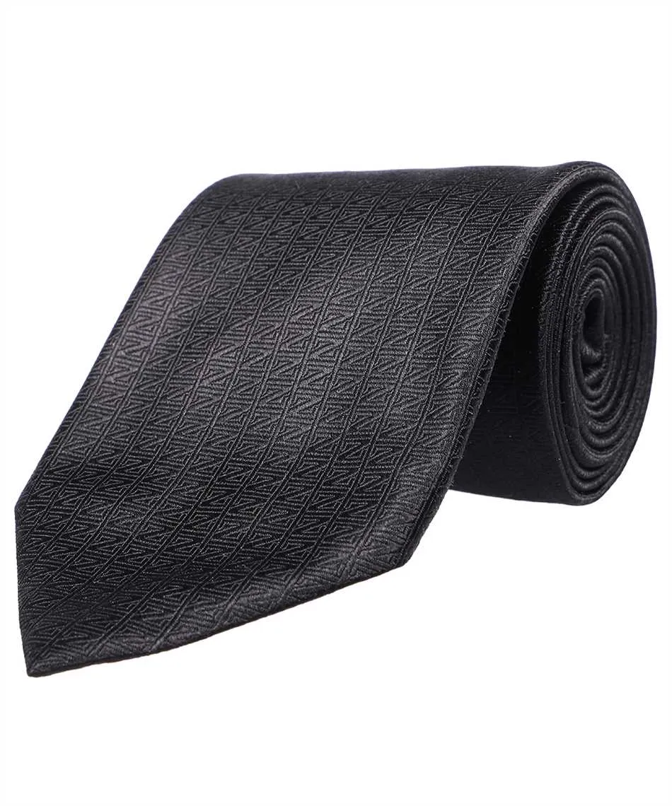 Pointed Tie