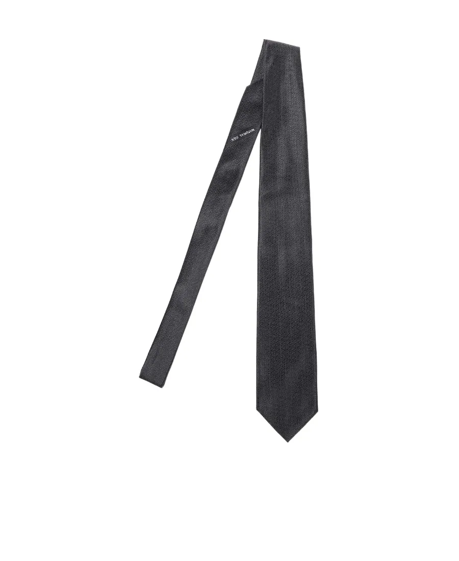 Pointed Tie