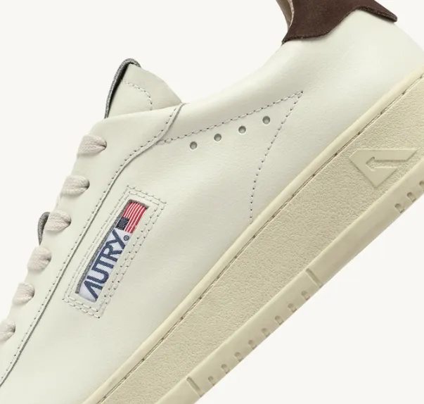 Lacing Casual Shoes
