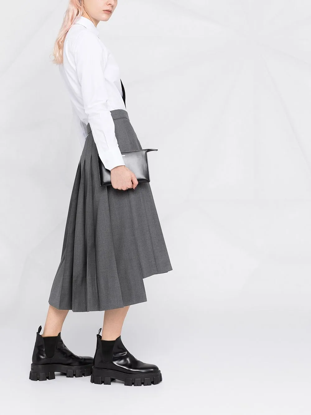 Logo Patch Long-Sleeved Shirt