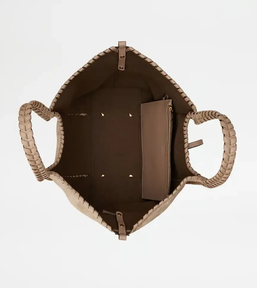 T Timeless Medium Shopping Bag