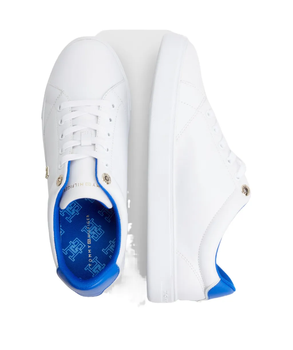 Iconic Logo Low-Top Sneakers