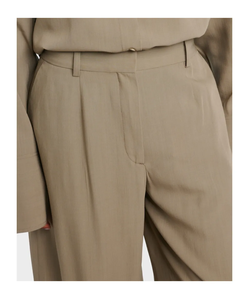 Mid-Rise Wide-Leg Pants
