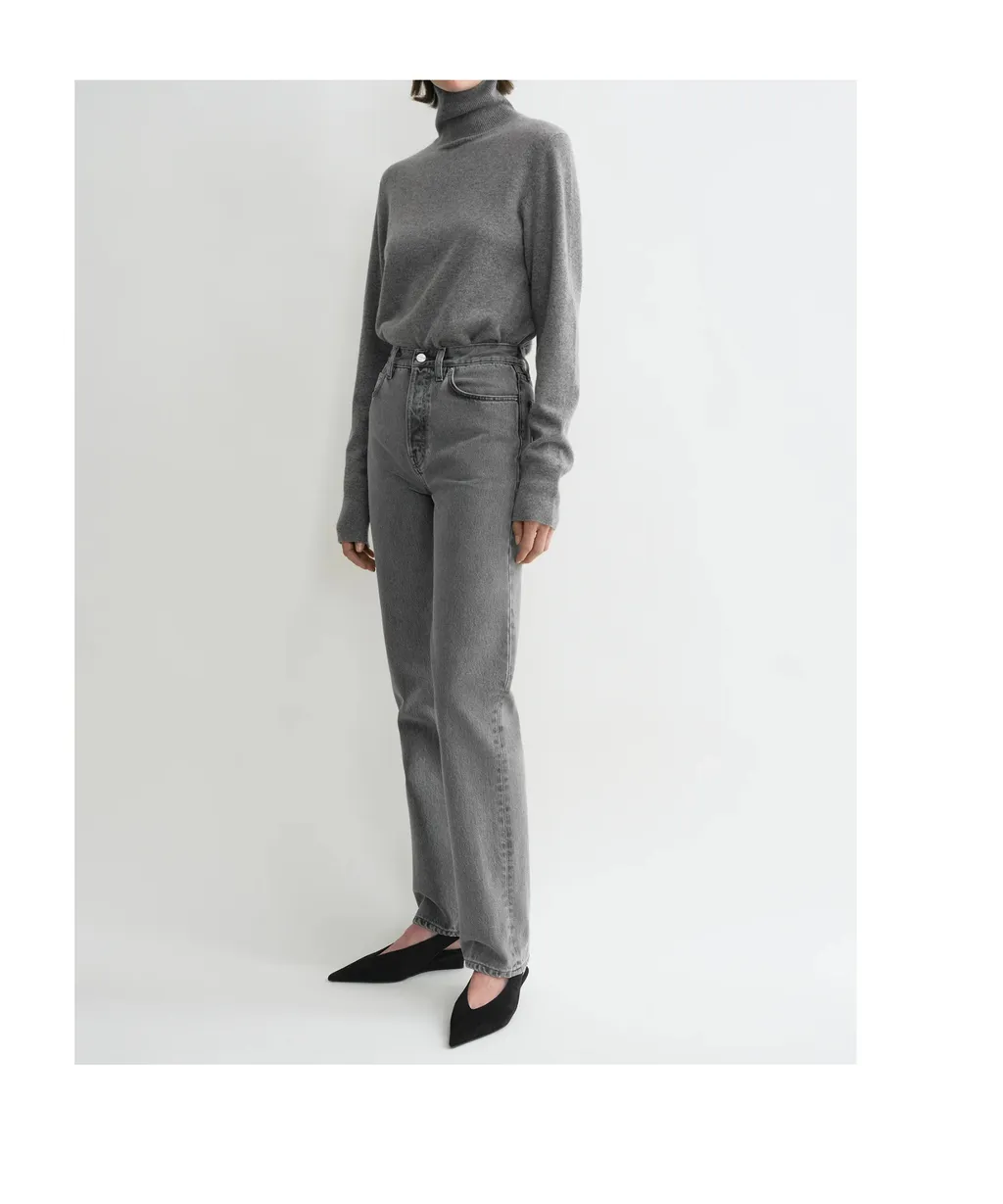 Mid-Rise Straight-Leg Jeans