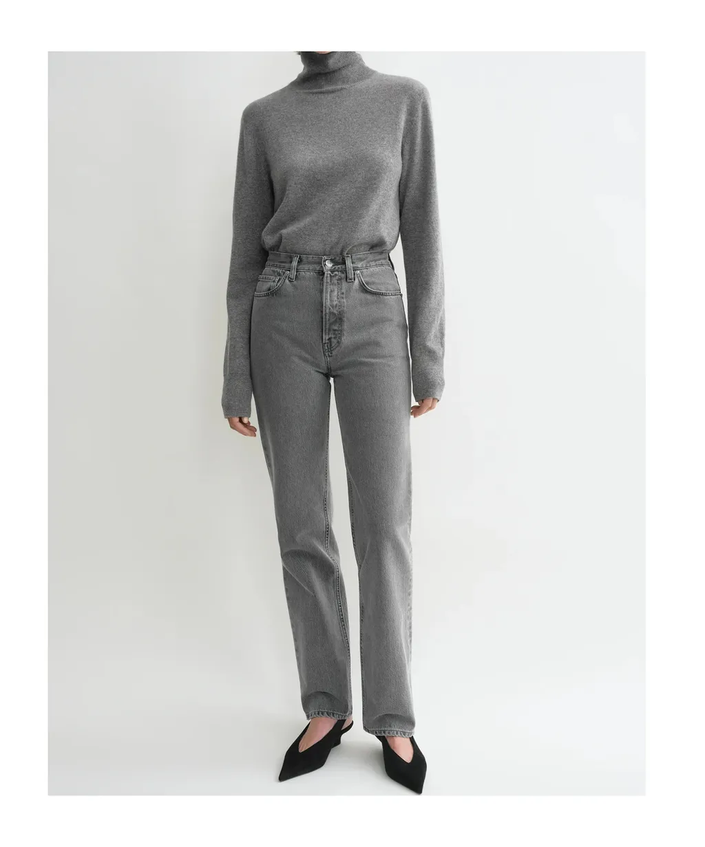 Mid-Rise Straight-Leg Jeans