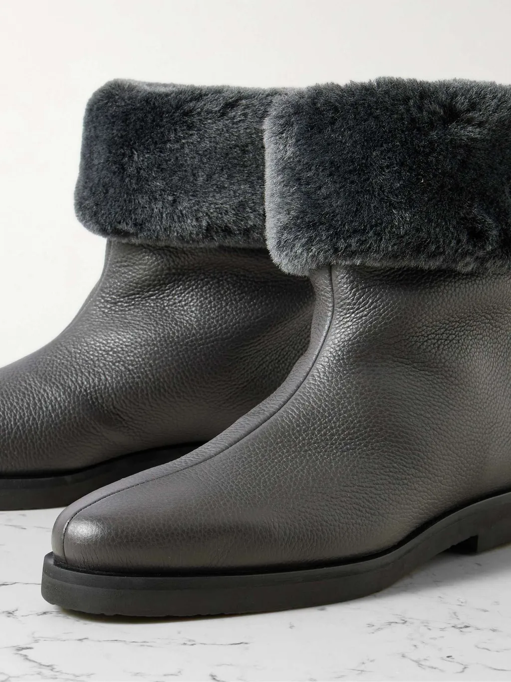 Round Toe Boots