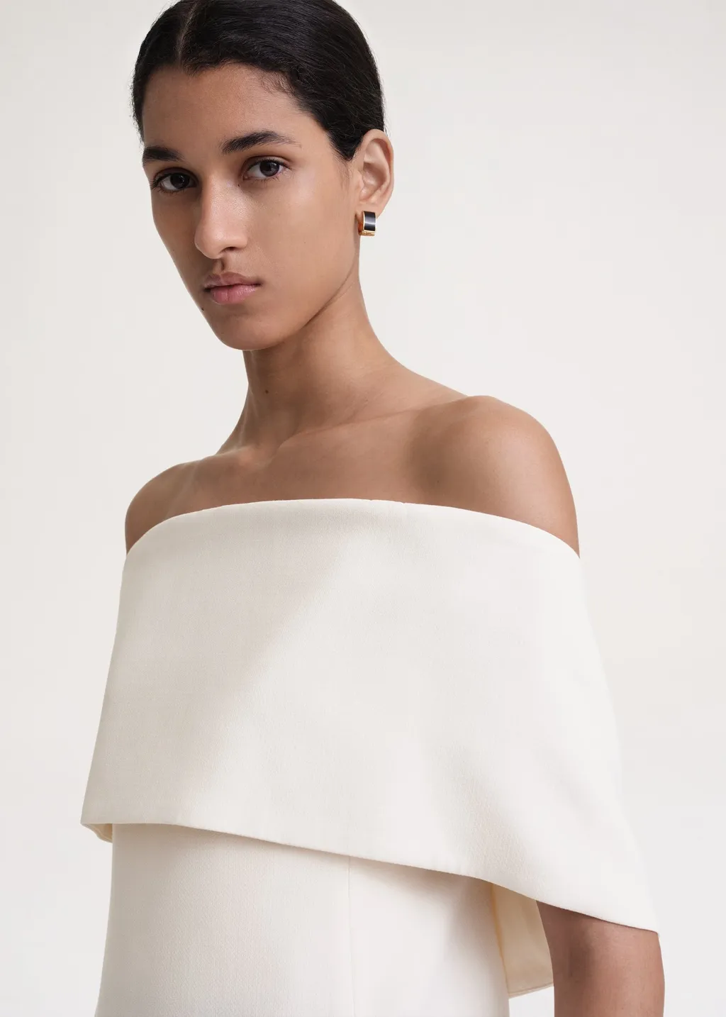 Zenoma Off-Shoulder Strapless Top