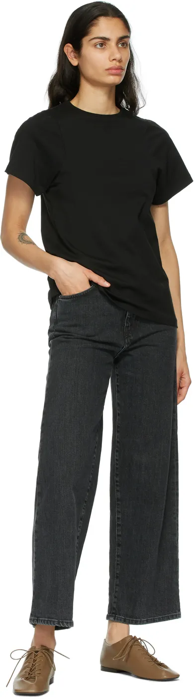 Wide-Leg Jeans