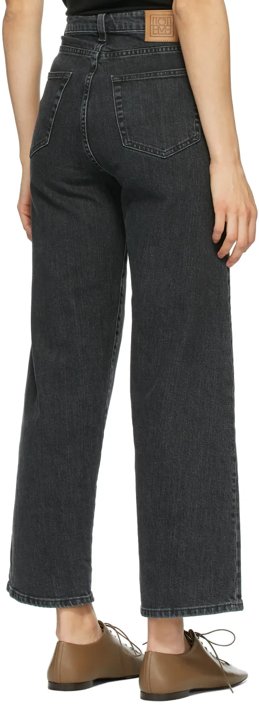 Wide-Leg Jeans