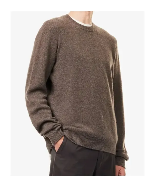 Long-Sleeved Knitwear