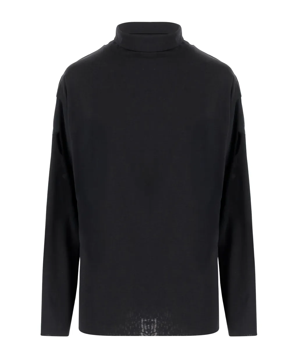 Long-Sleeved Knitwear