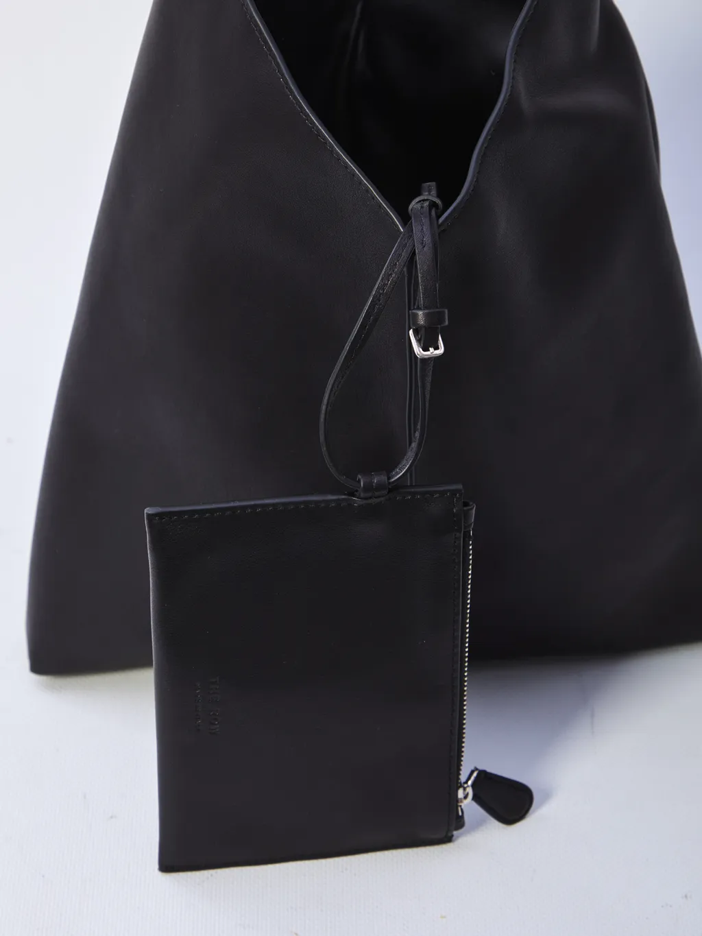 Single-Handle Handbag