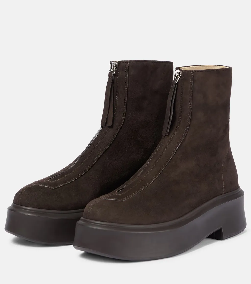 Round-Toe Ankle Boots