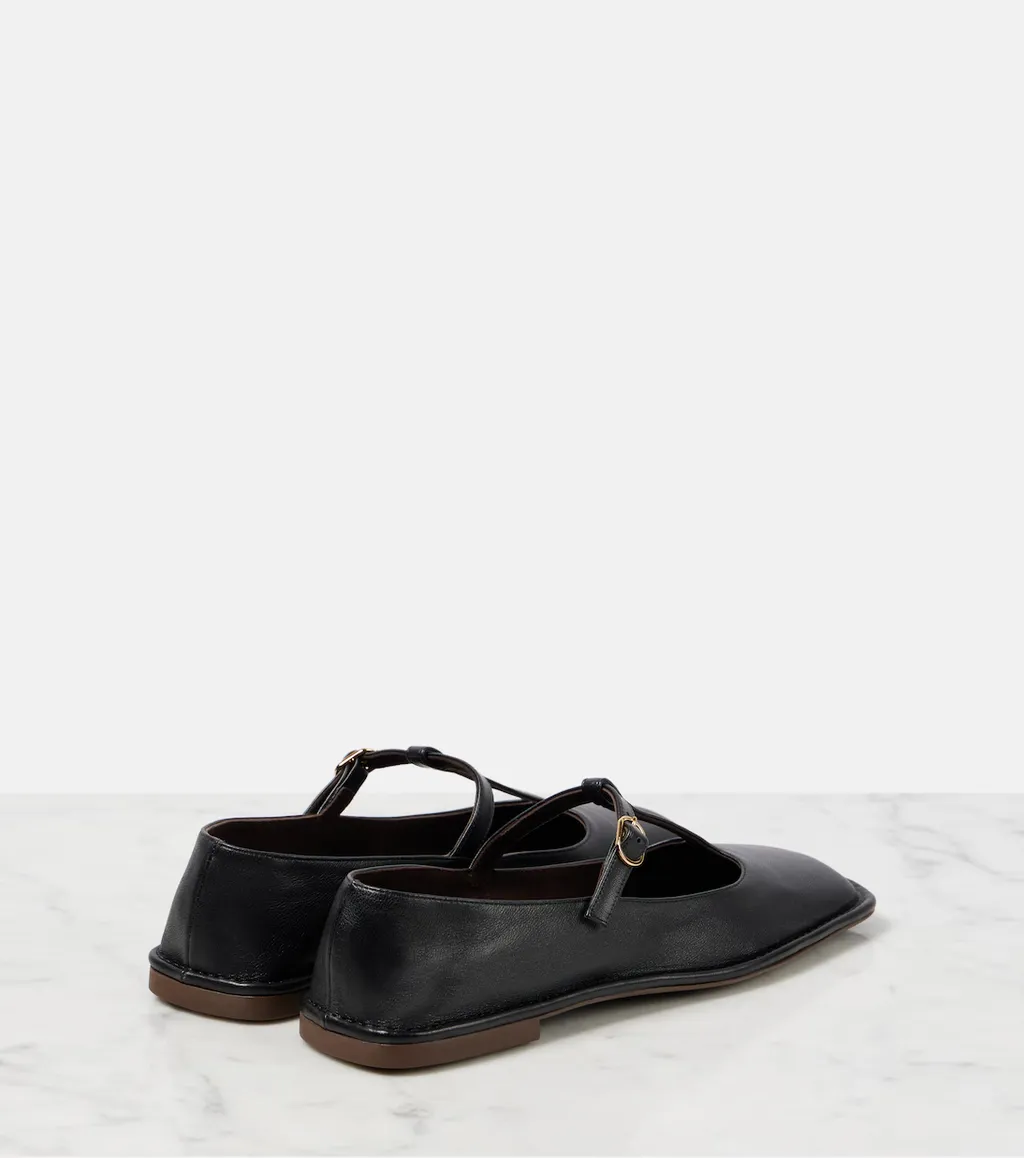 Square-Toe Flats