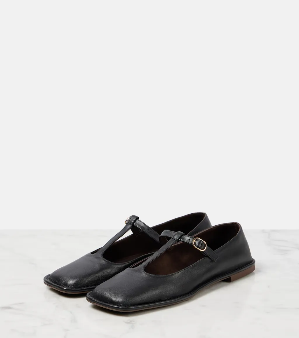 Square-Toe Flats