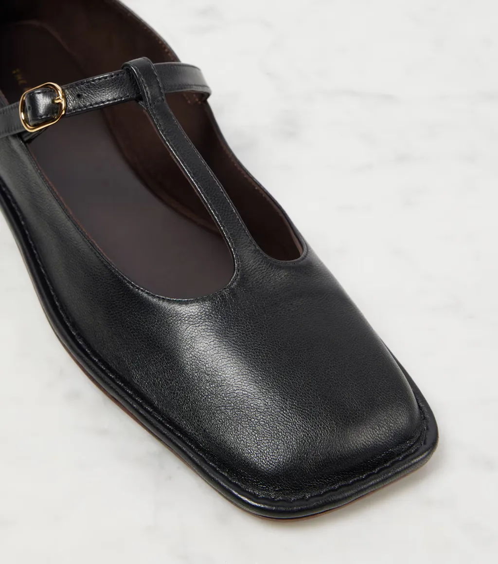 Square-Toe Flats