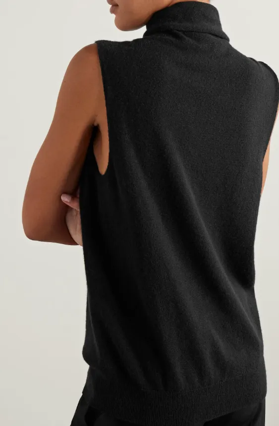 Sleeveless Knitwear