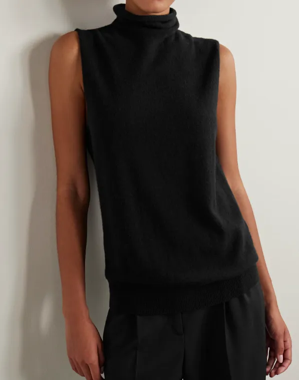 Sleeveless Knitwear