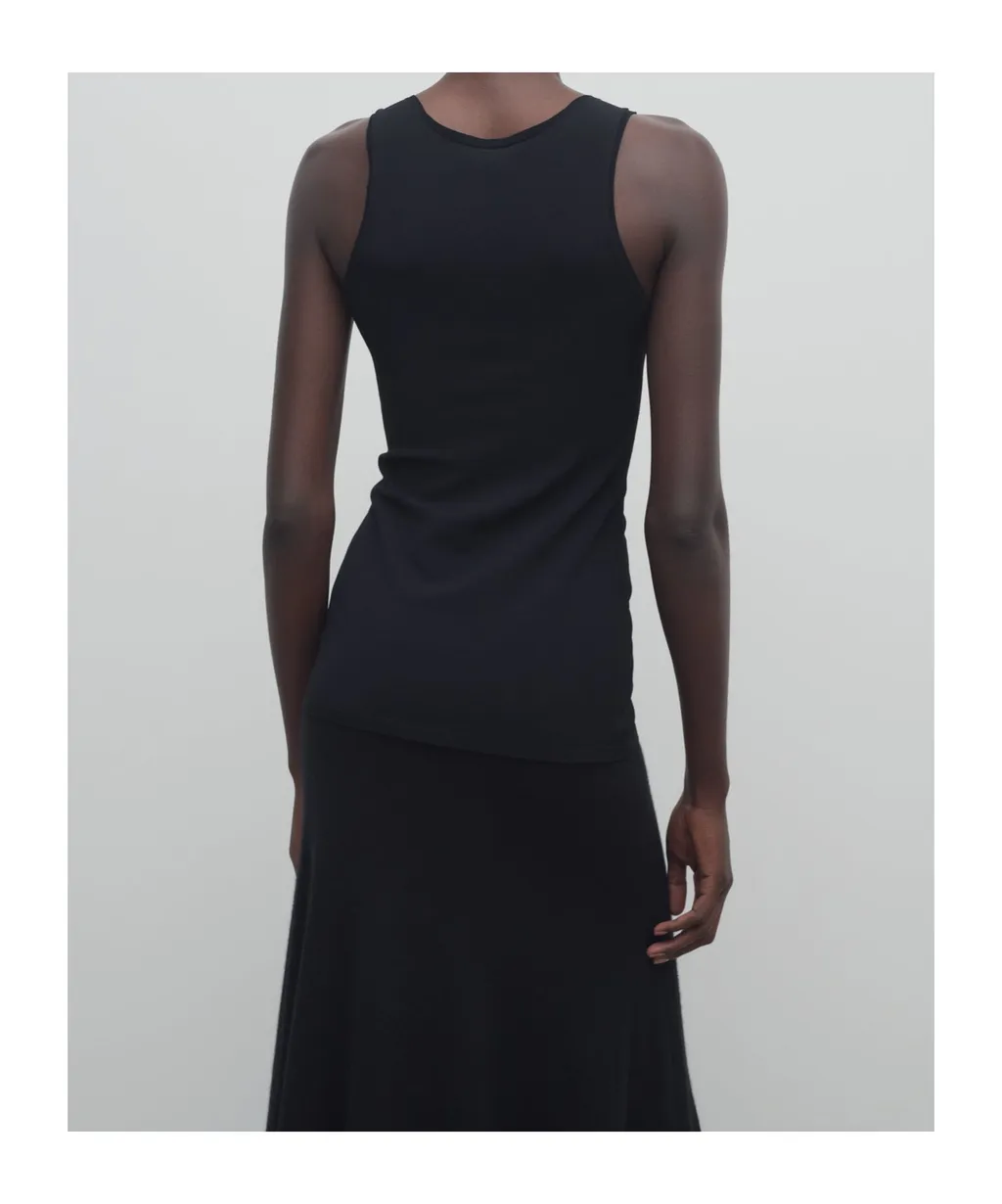 Scoop-Neck Vest