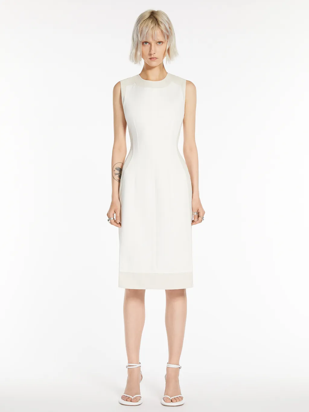 Yang Crewneck Sleeveless Dress