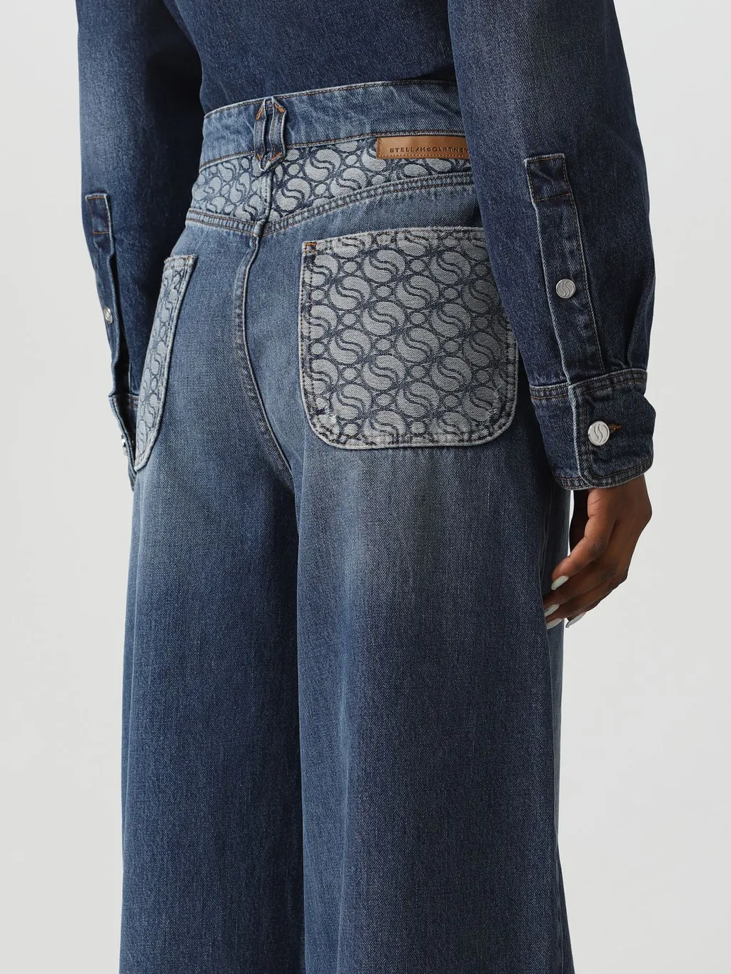 Logo Jeans