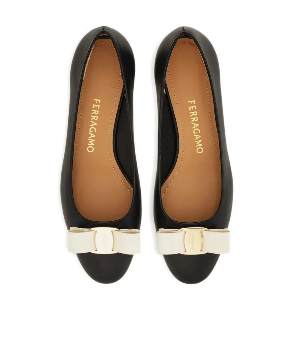 Vara Bow Block Heel Pump