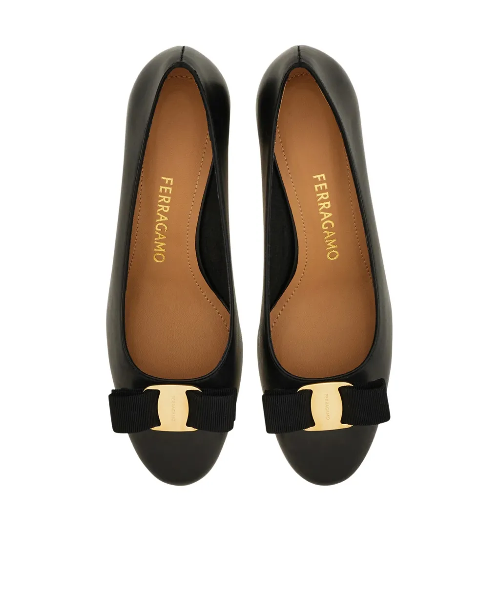Vara Bow Block Heel Pump