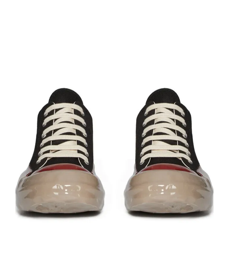 Low Sneakers