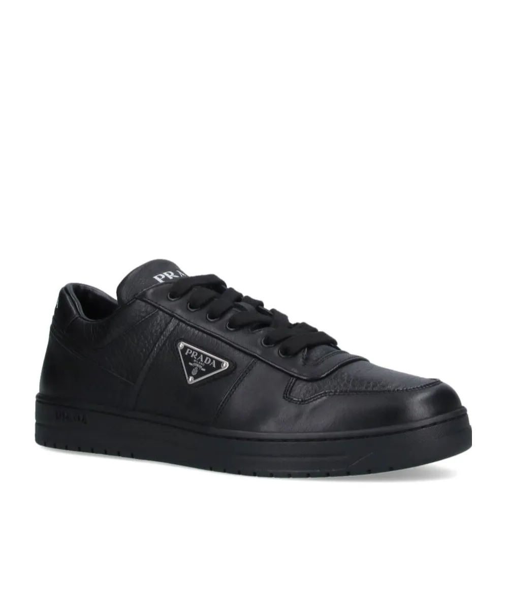 Triangle-Logo Sneakers