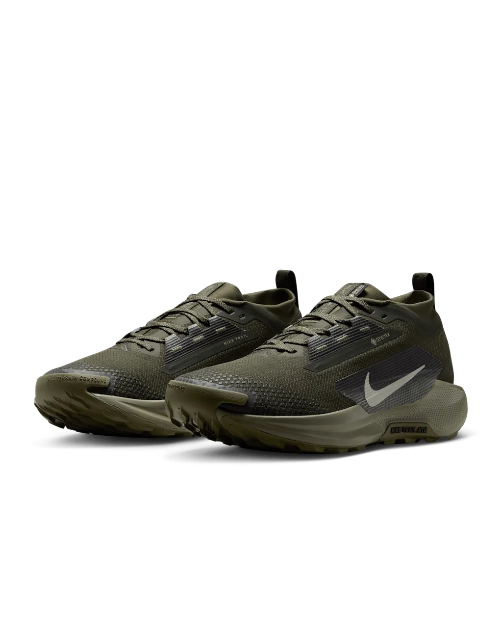 Pegasus Trail 5 Gore-Tex Sneakers