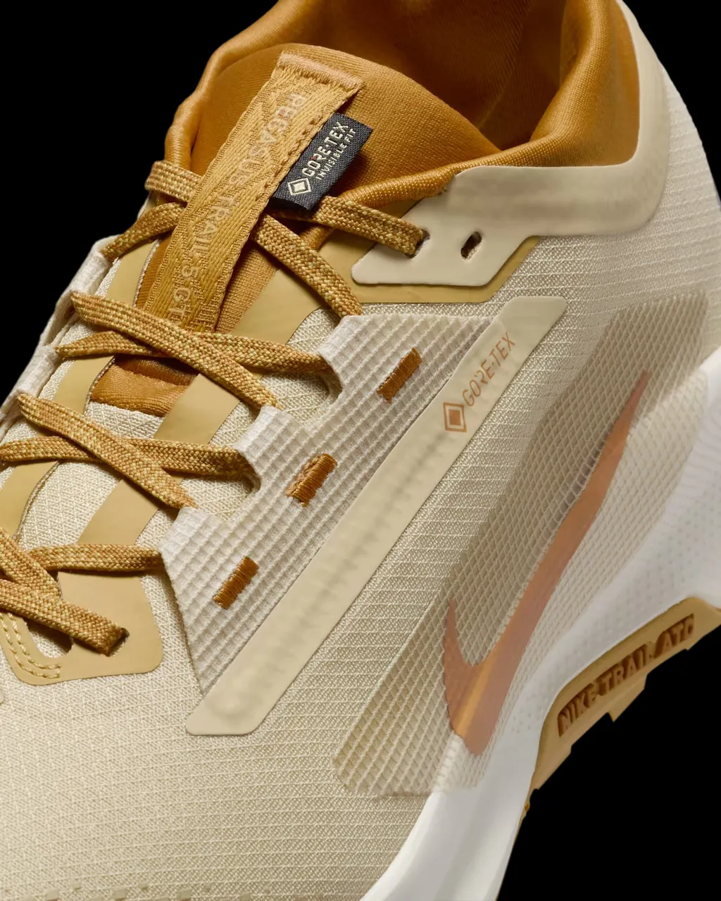 Pegasus Trail 5 Gore-Tex Sneakers
