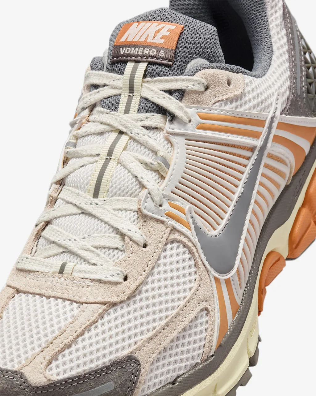 Zoom Vomero 5 Sneakers