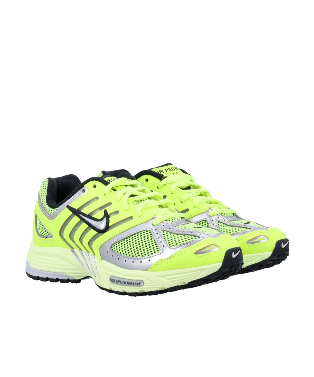 Air Pegasus 2005 Lace-Up Sneakers
