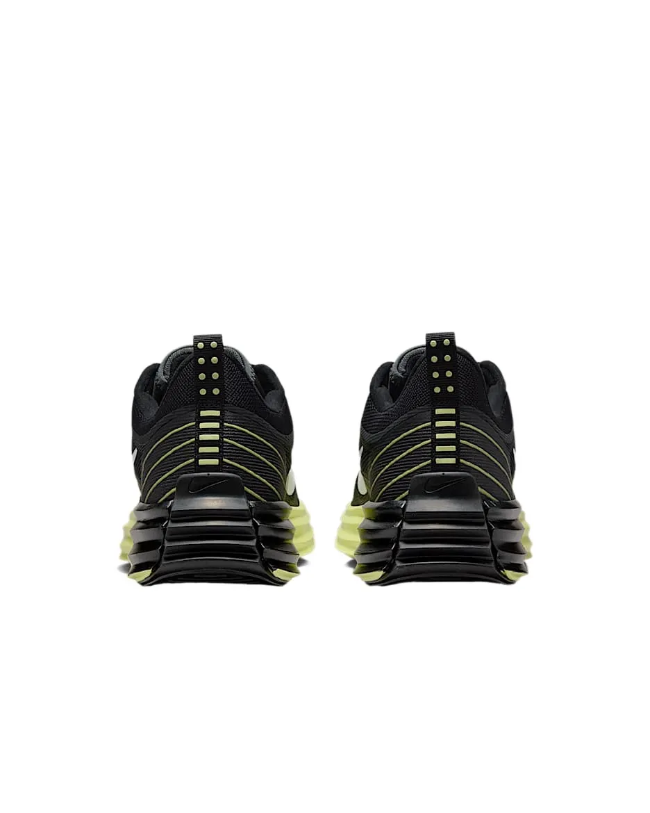 Lunar Roam Sneakers
