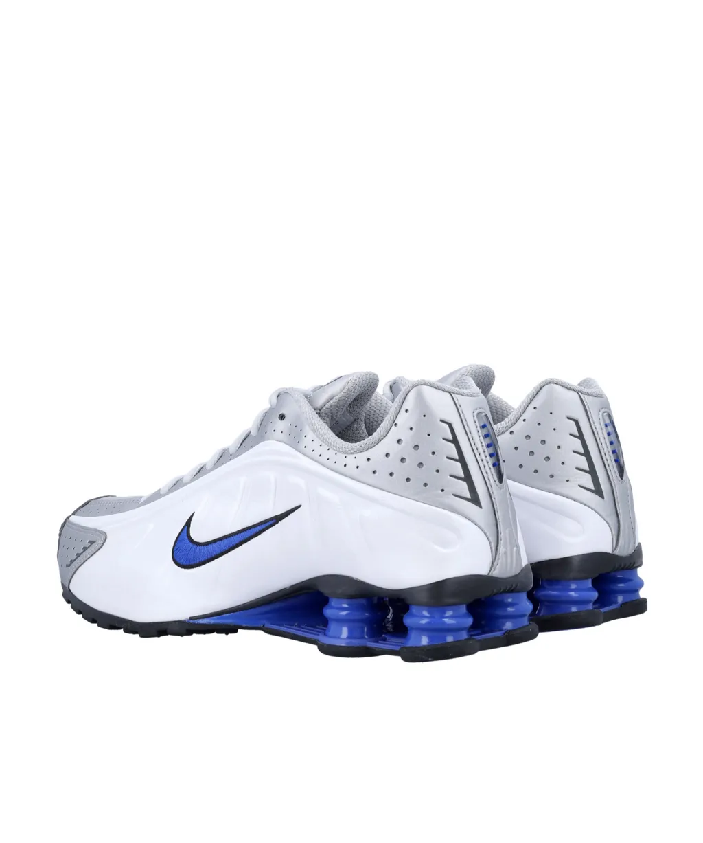 Shox R4 Lace-Up Sneakers