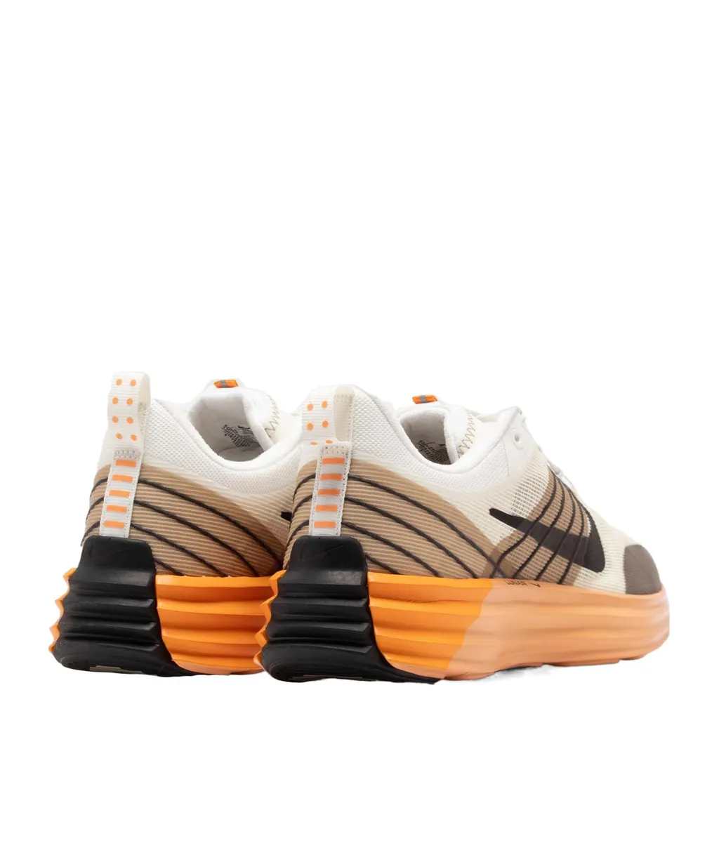 Lunar Roam Sneakers