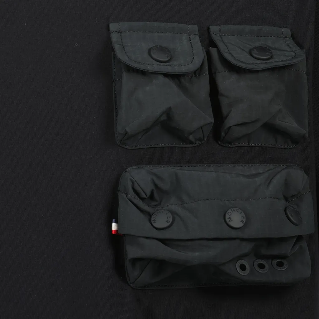 Pocket Detailed T-Shirt